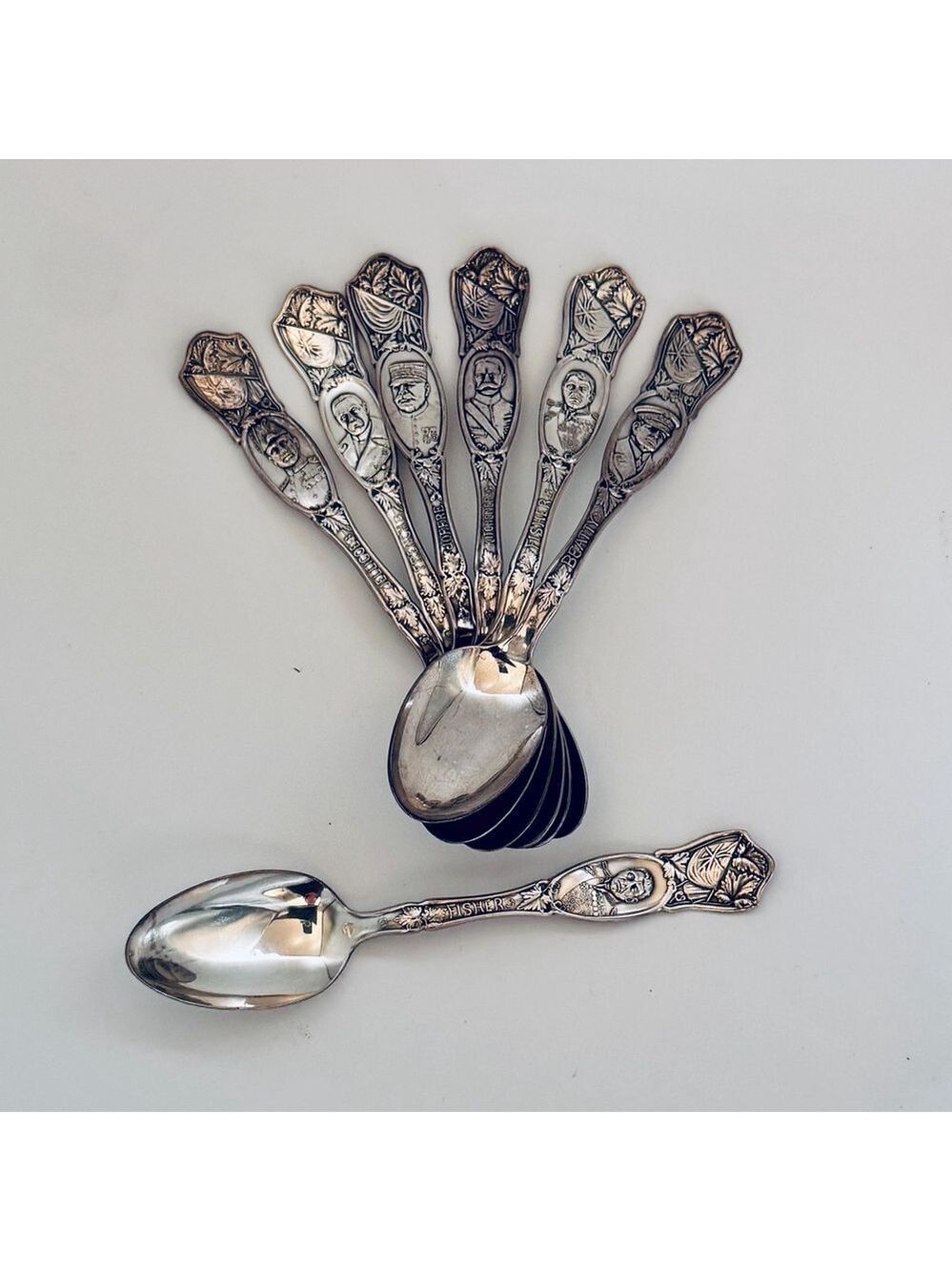 WWI 1881 Rogers A1 “Generals & Admirals” Commemorative Spoons 7pcs c.1915–1920s - Picture 3 of 6